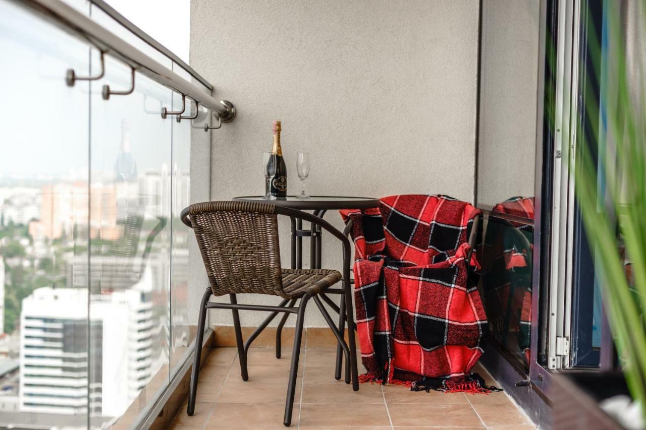 Arcadia Stylish Apartment Big Terrace! Odessa Ngoại thất bức ảnh
